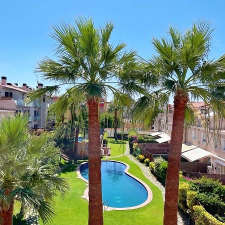 Cheerful Townhouse Center Sitges 5 Bedrooms Pool And Terrace Exterior foto
